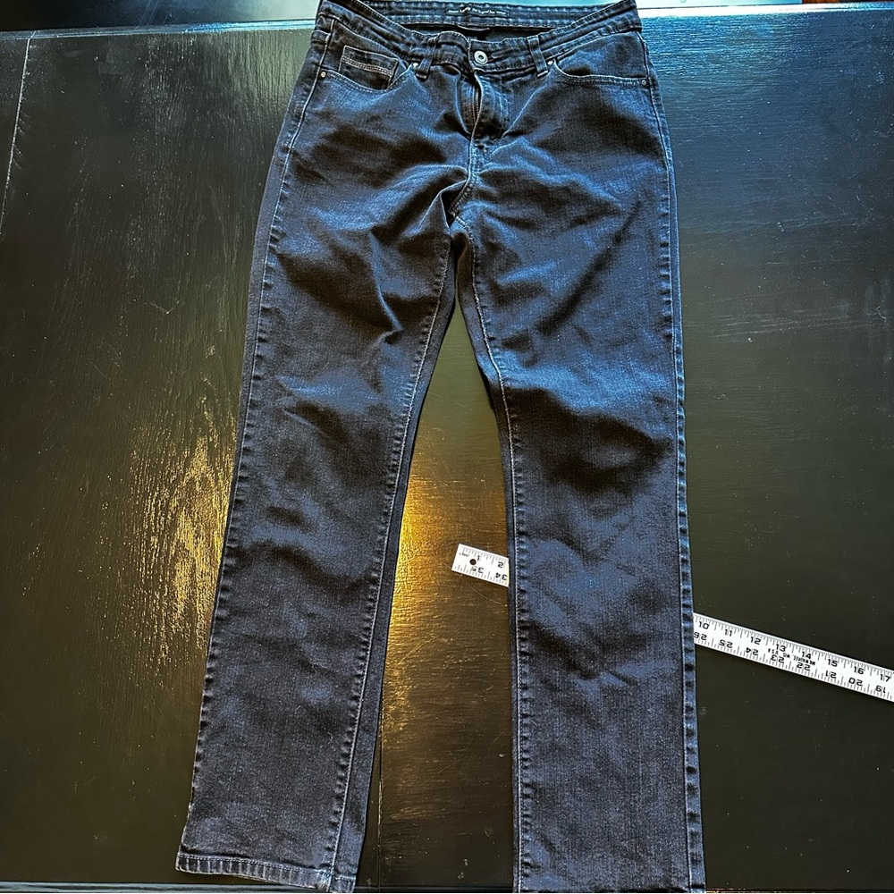 Levi’s Size 10 Mid Rise Skinny Black Denim Jeans Work Jean Severice Bartender